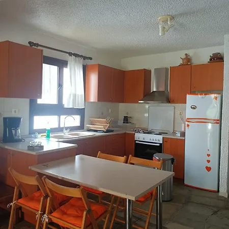 τριώροφη ελάνη 펜션