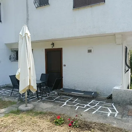 τριώροφη ελάνη * Elani